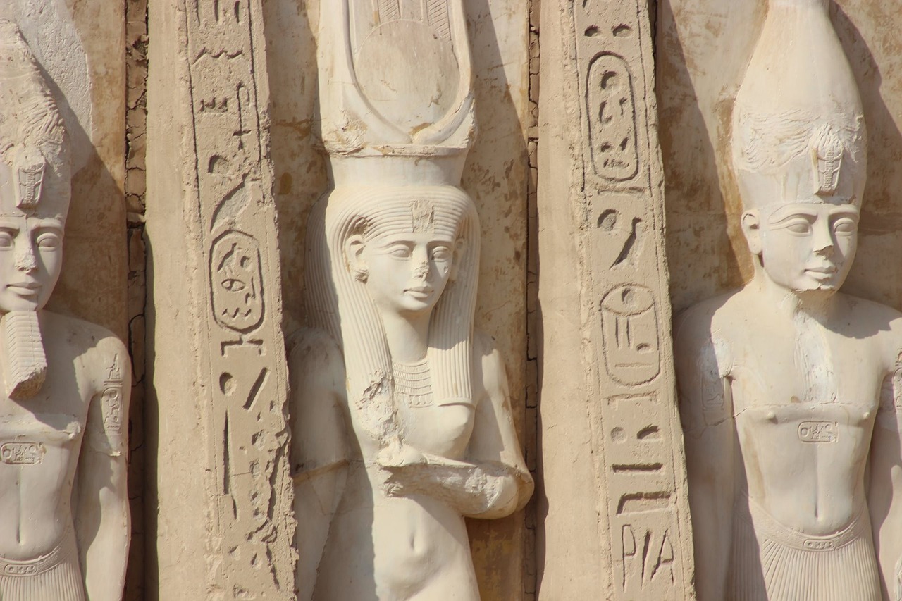 山西最新考古發(fā)現(xiàn)古墓，揭開(kāi)千年歷史之謎