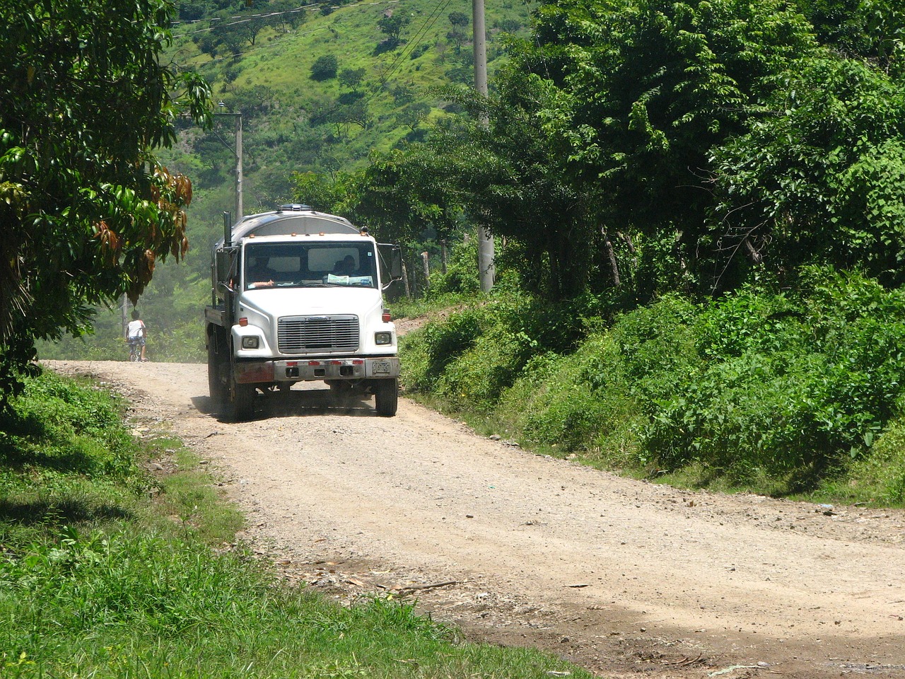 最新卡車司機微信群，連接、交流與進步的橋梁，共創(chuàng)行業(yè)未來