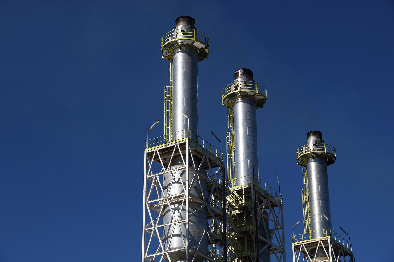 中俄原油管道進(jìn)展順利，推動(dòng)兩國(guó)能源合作再上新臺(tái)階的最新消息