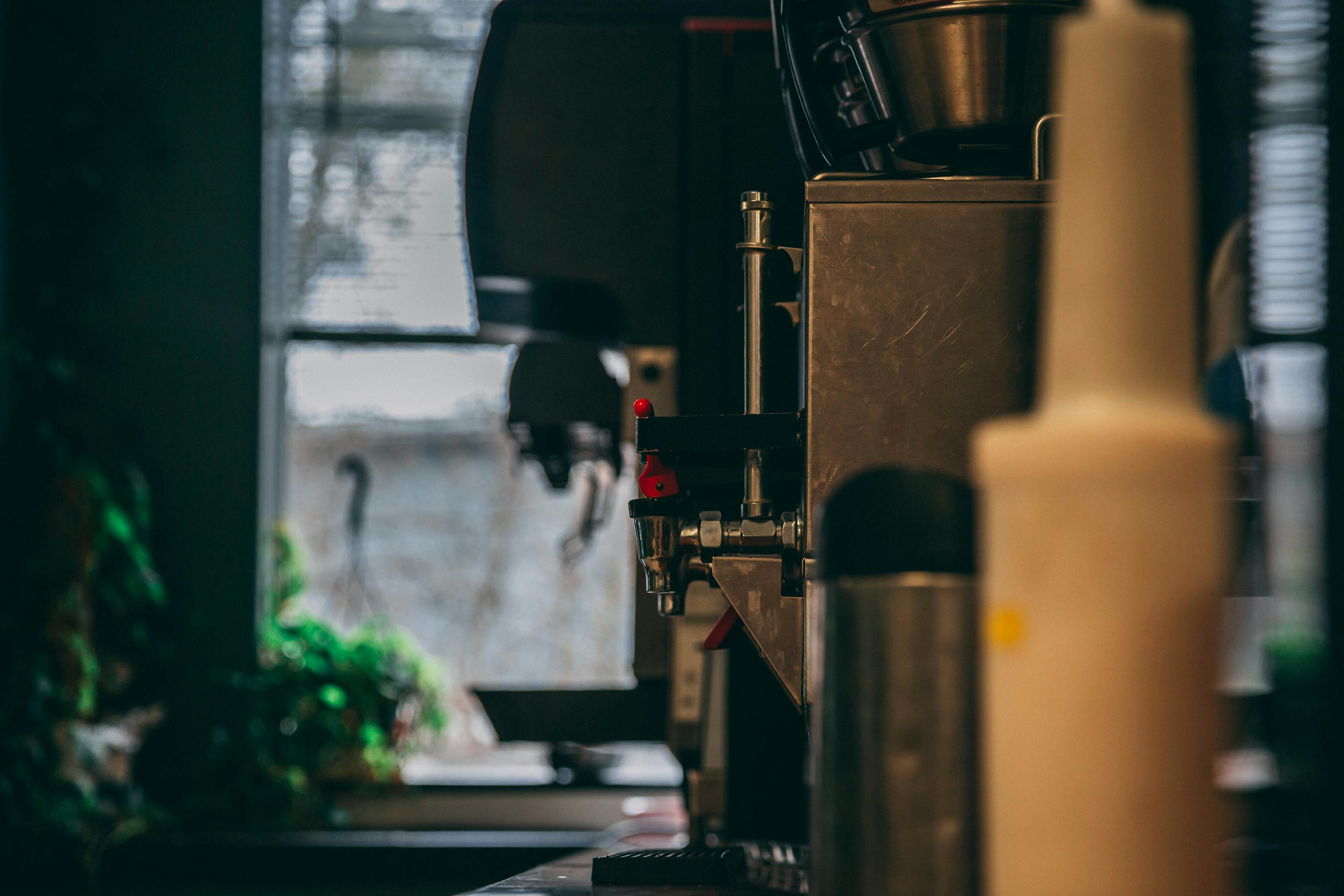 超級(jí)狂少秦殊，熱血青春的挑戰(zhàn)與榮耀最新章節(jié)