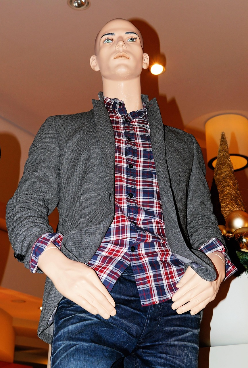 張藝興最新發(fā)型側(cè)面，潮流新標桿，展現(xiàn)時尚風采