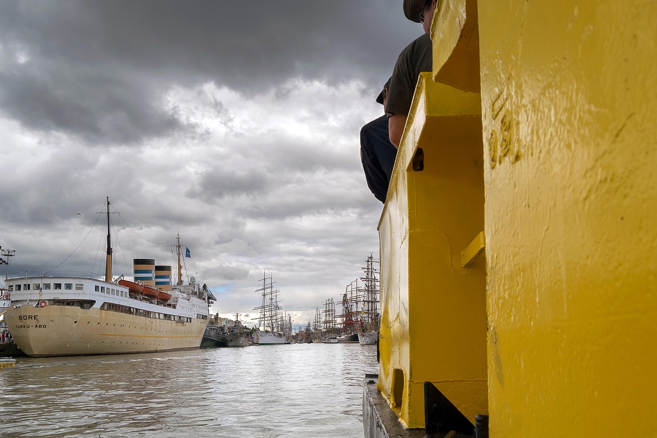 關于臺風最新消息，深度報道關于臺風2017年第五號臺風來襲的實時動態(tài)